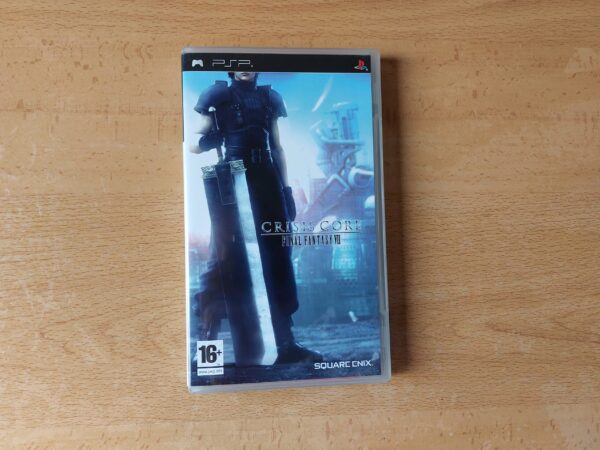 Final fantasy VII: Crisis Core (solo caja y manual)