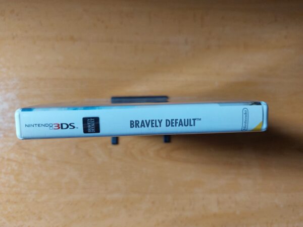 Bravely Default (solo caja y manual) - Imagen 3