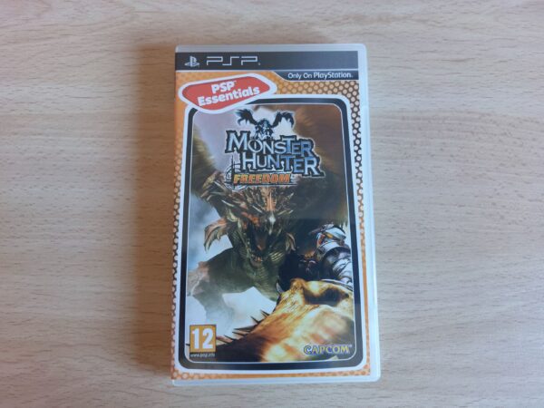 Monster Hunter Freedom [Essentials]